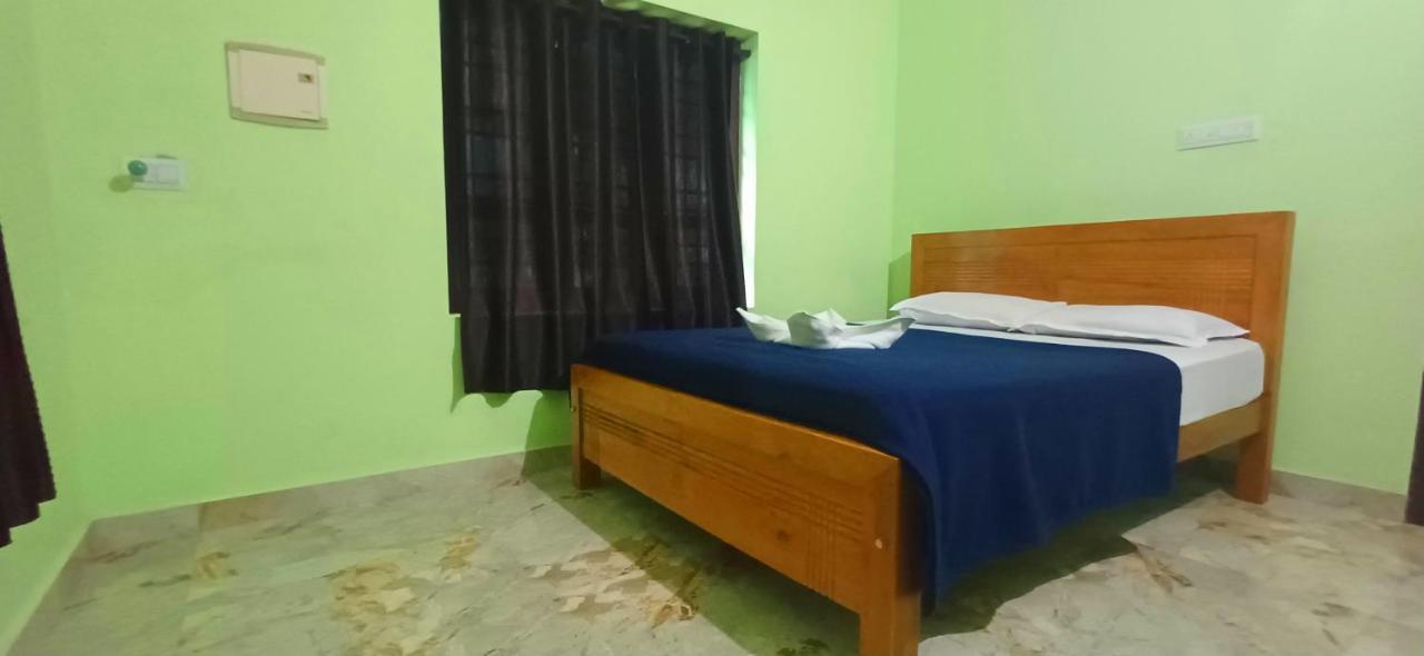 Empire Homestay Kalpetta Exterior foto